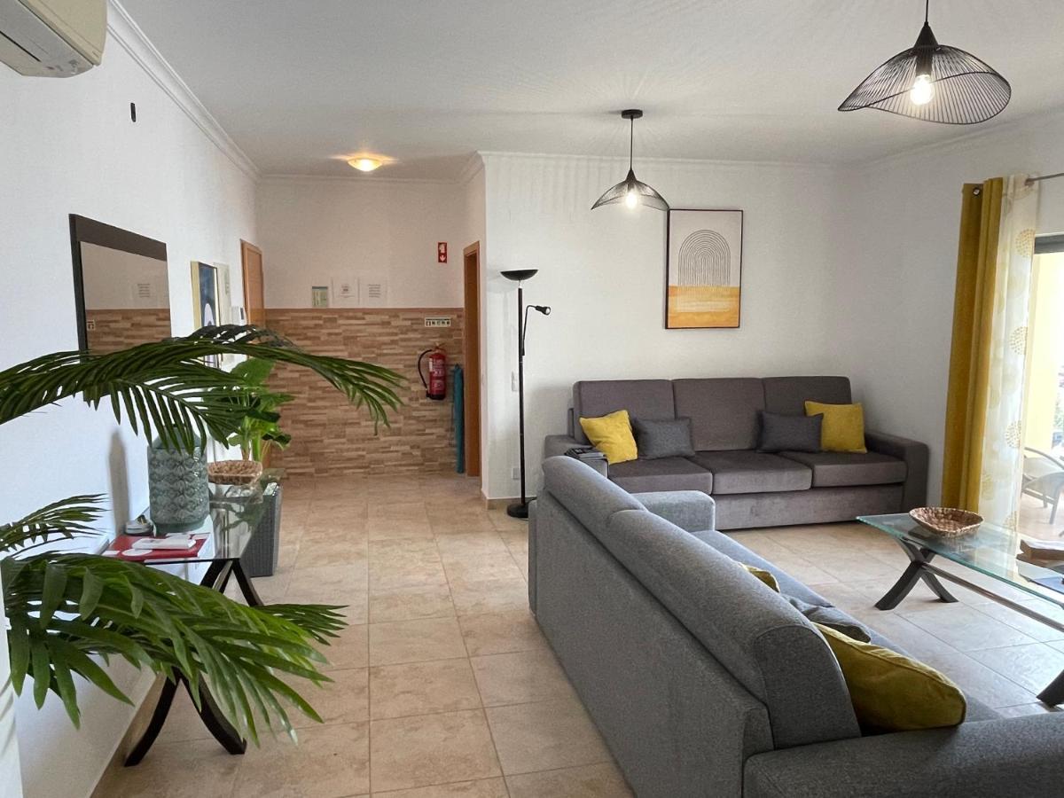 Lucas House 3 - Garden Apartment Lagos Exterior photo